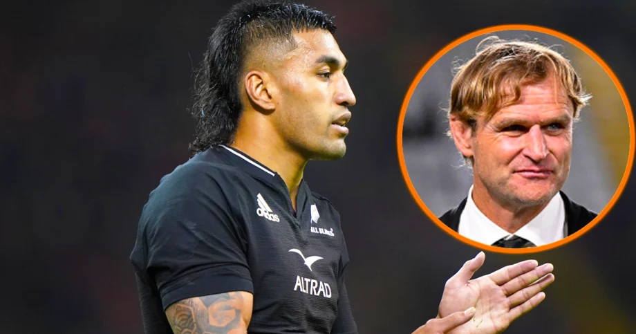 All Blacks head coach Scott Robertson recently shed light on a conversation he had with star player Rieko Ioane following the fallout from an on-field exchange with Ireland’s Jonny Sexton. The incident, which occurred during the closing moments of their World Cup quarter-final in Paris, has since resurfaced due to excerpts from Sexton’s book.